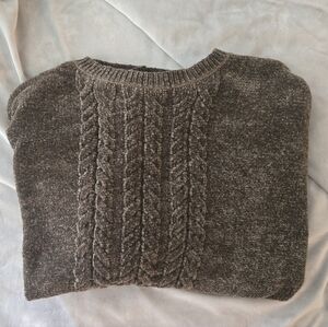 Cozy Gray Cable Knit Sweater
